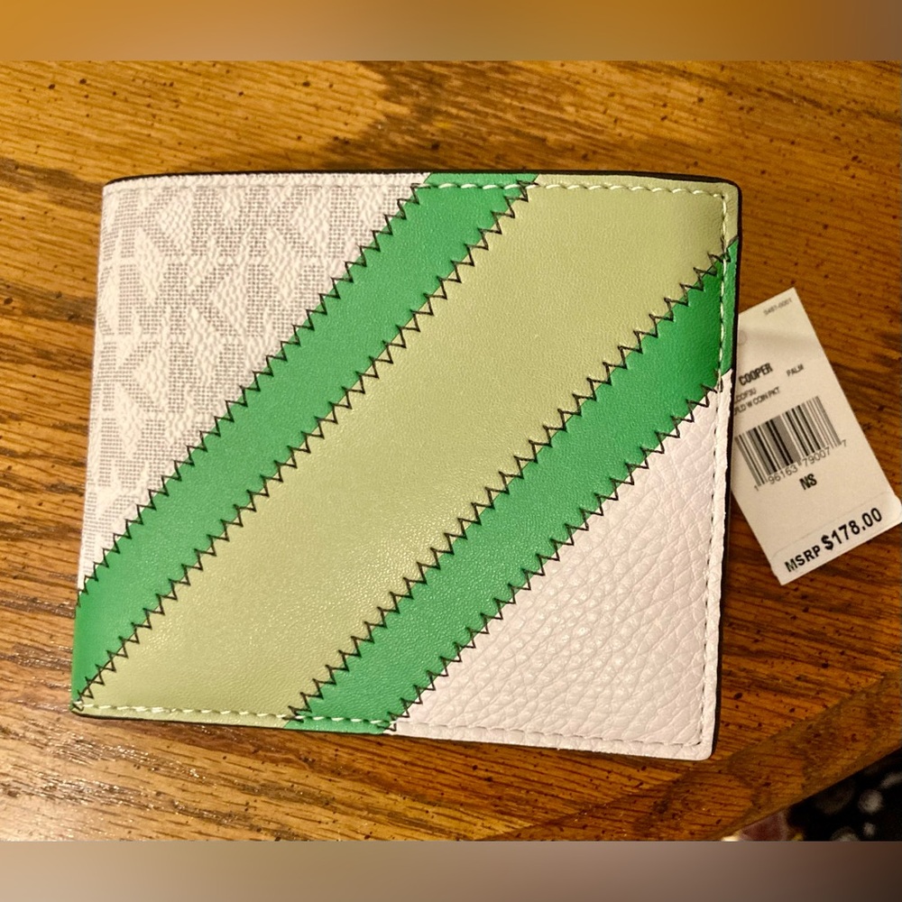 Michael Kors Cooper Bifold Wallet - NWT MSRP $178
